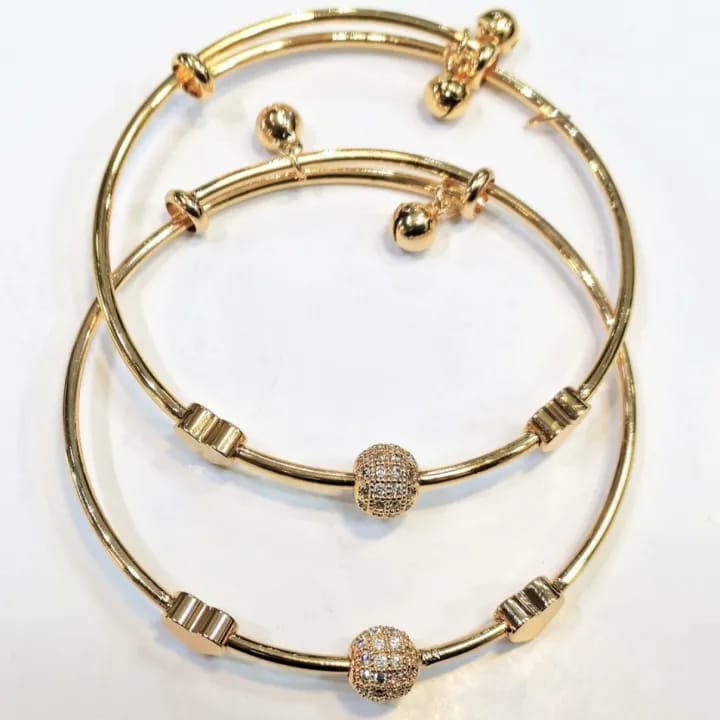 AURA BALL BANGLES