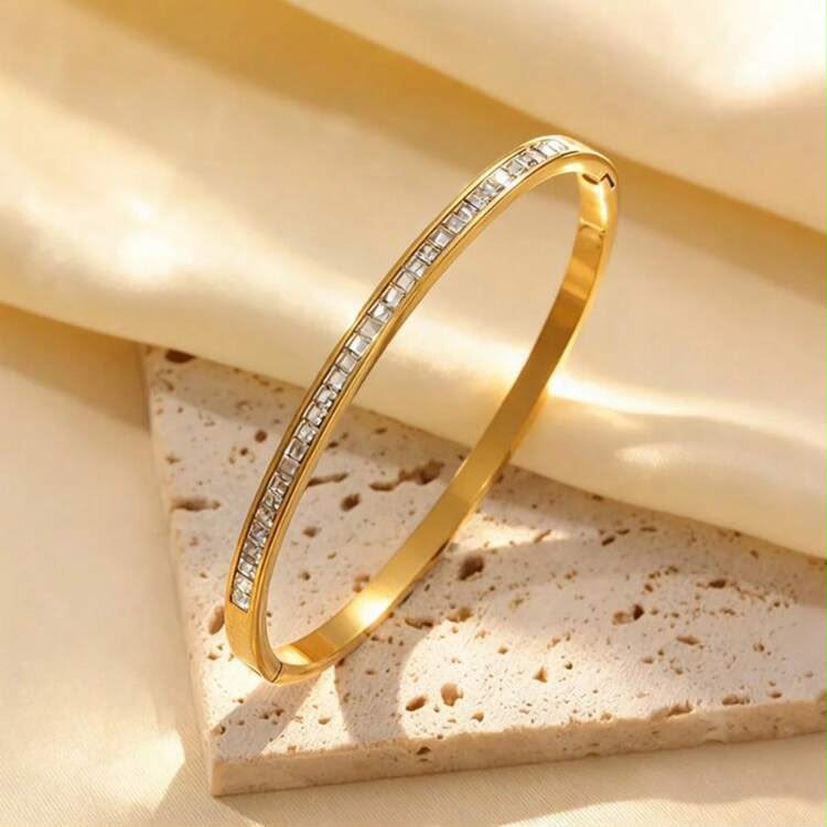 AUREILIA LINE BANGLES